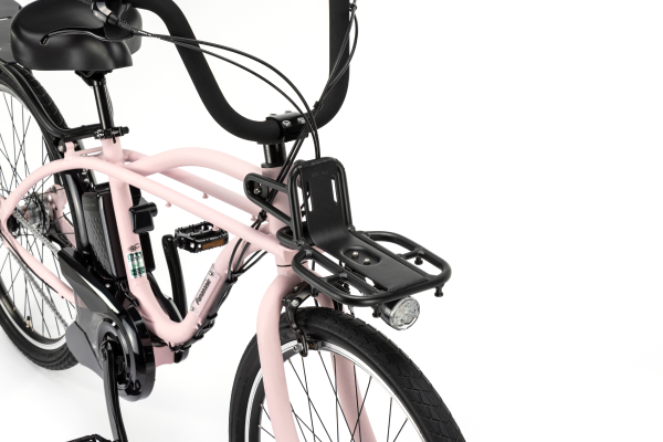 便利なアルミ製フロント・リアキャリア