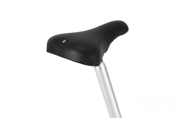 優れたクッション性のサドル