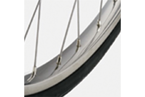 軽量で強いアルミリム