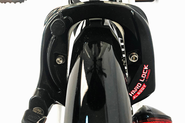 優れた防犯性の後輪リング錠