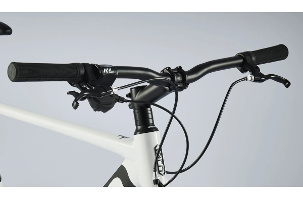 ロングサイズのライザーハンドルバー