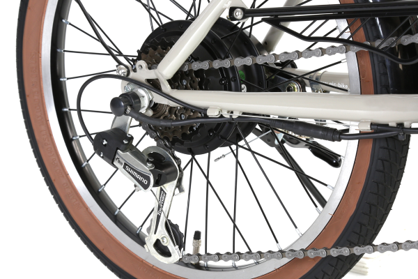 快適な走行を支える変速機能