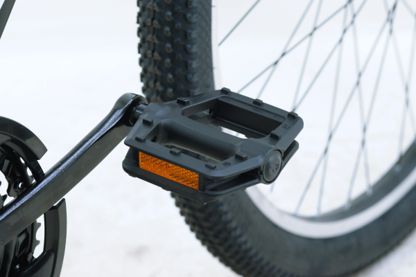 両面利用のフラットペダル