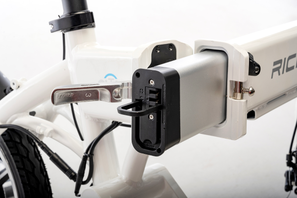 フレーム内蔵型バッテリー