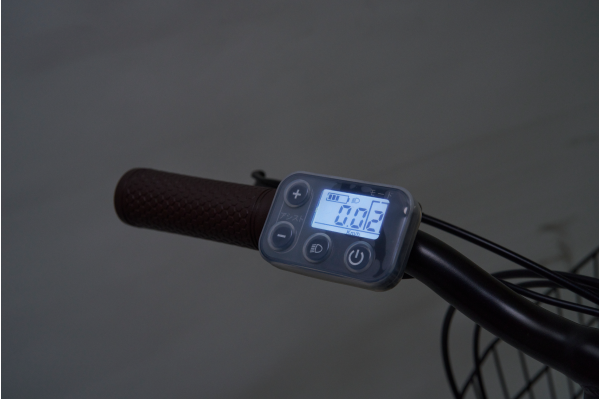 夜間でも安心の液晶スイッチ