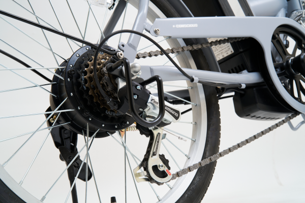 信頼のSHIMANO製変速機