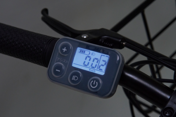 夜間も安心の液晶スイッチ