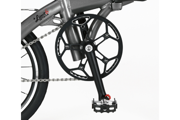 軽量なアルミクランク