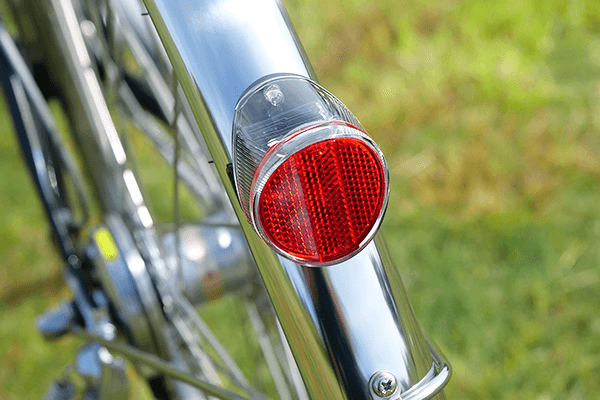 自動点滅のソーラーテールライト