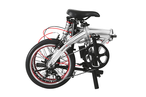 折りたたみ時のコンパクトサイズ